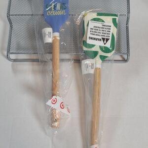 Tabatha Brown Blue and Green Silcone Spatula/Scrapper NIP